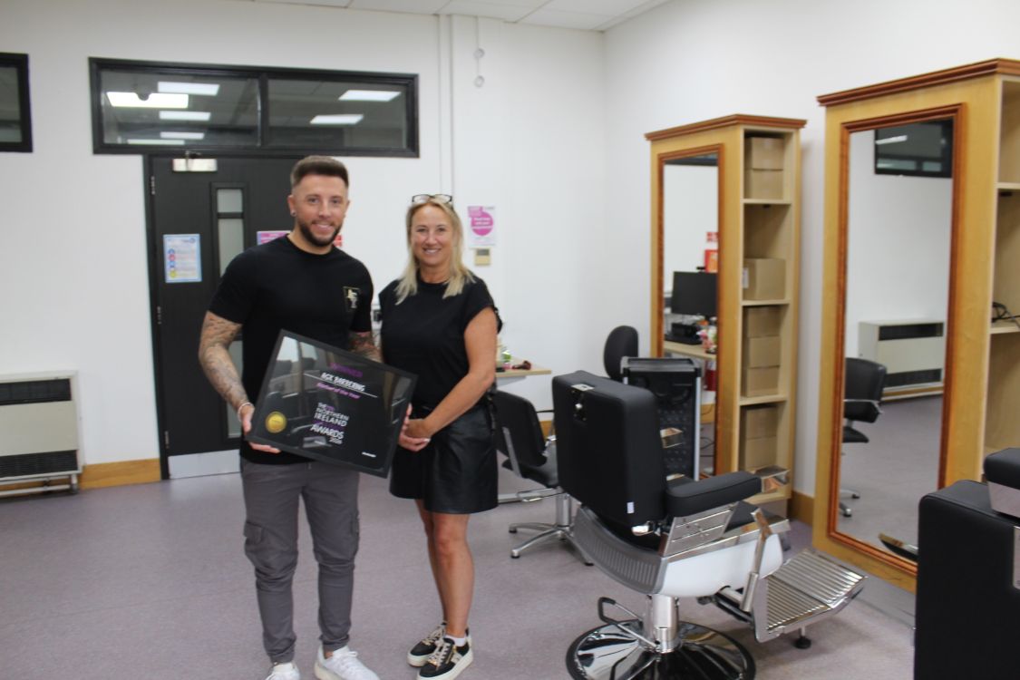 Adam Kennedy with tutor Sarah June Robinson at the SERC Bangor Campus salon